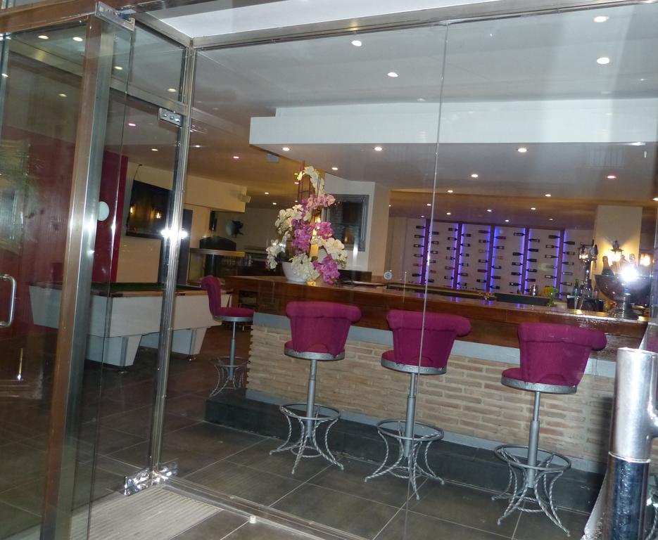 Hotel Copacabana Pas De La Casa Dış mekan fotoğraf