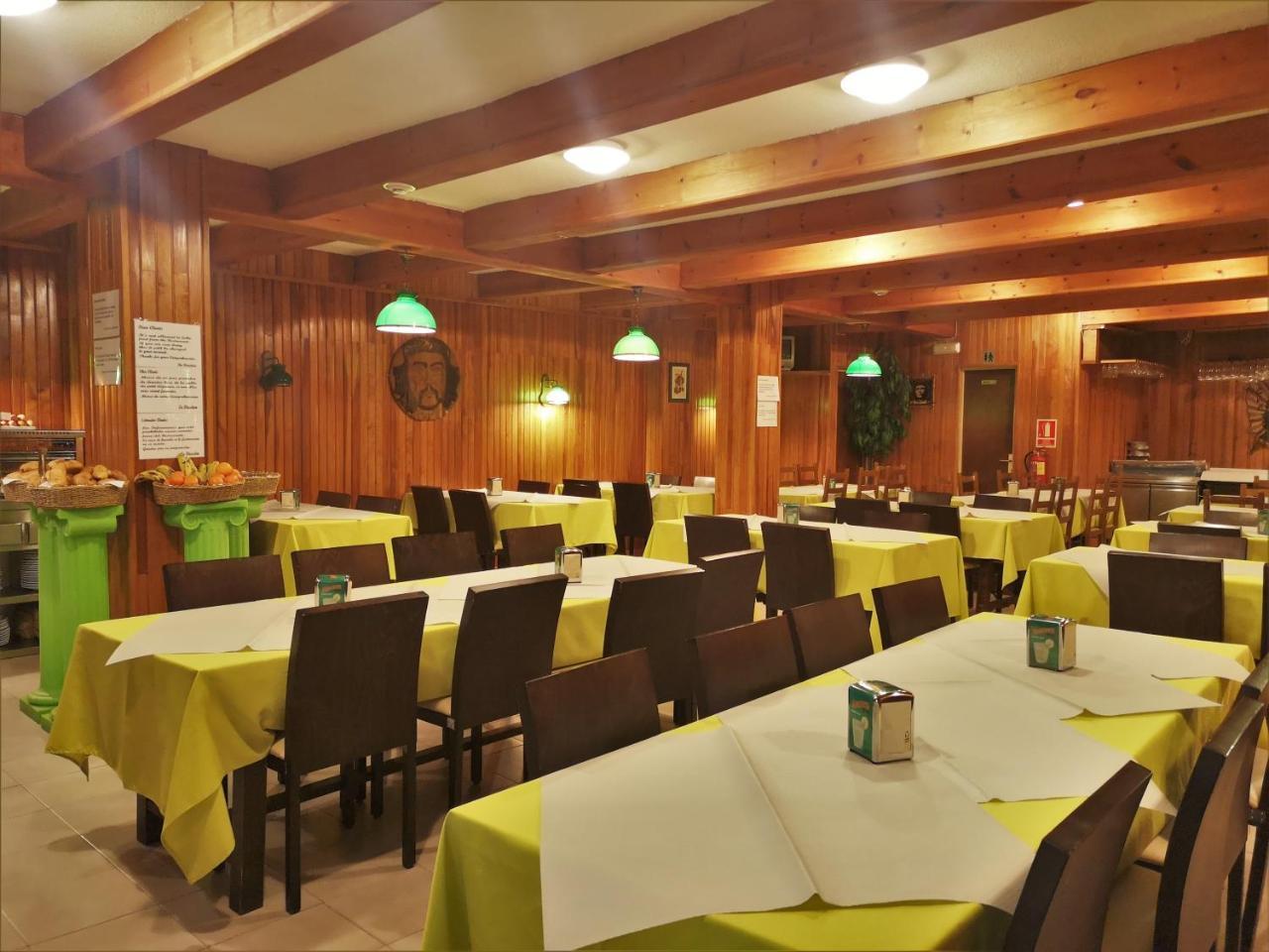 Hotel Copacabana Pas De La Casa Dış mekan fotoğraf