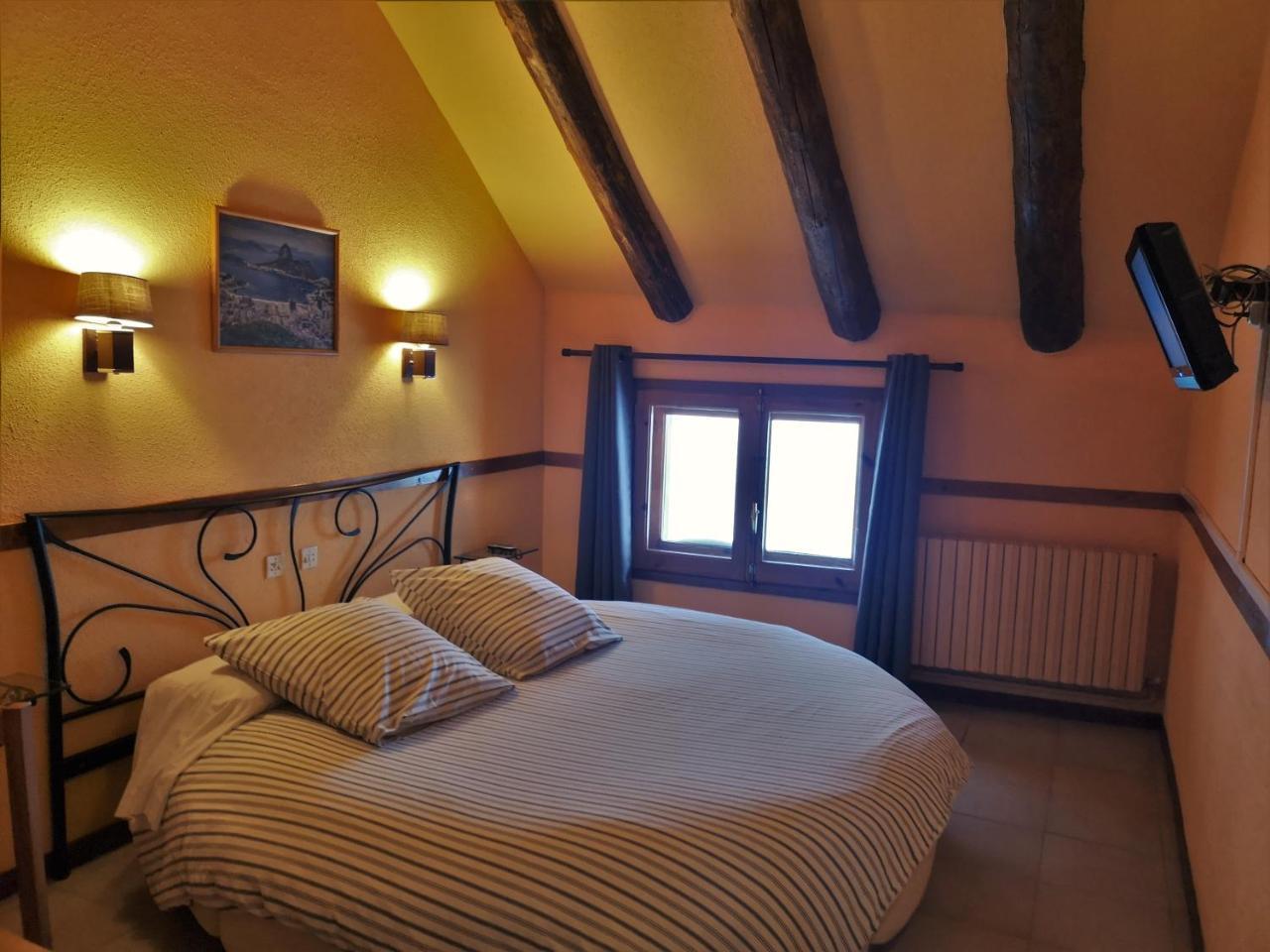 Hotel Copacabana Pas De La Casa Dış mekan fotoğraf