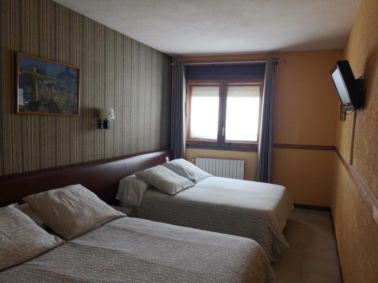 Hotel Copacabana Pas De La Casa Dış mekan fotoğraf